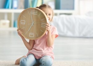 Comment apprendre l'heure à nos enfants à chaque âge?